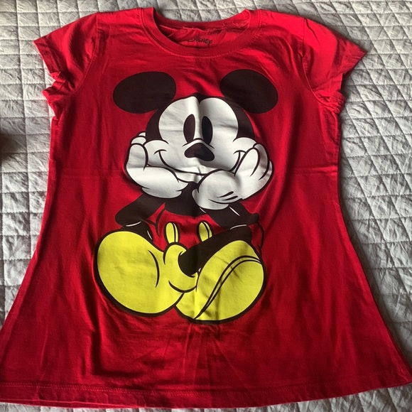 Red & black Disney Tee size large - Picture 3 of 6